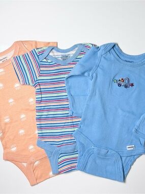 Gerber Onesies Whimsical Truck & Rainbow Stripe Bodysuit Bundle 3pcs NB 0-3M